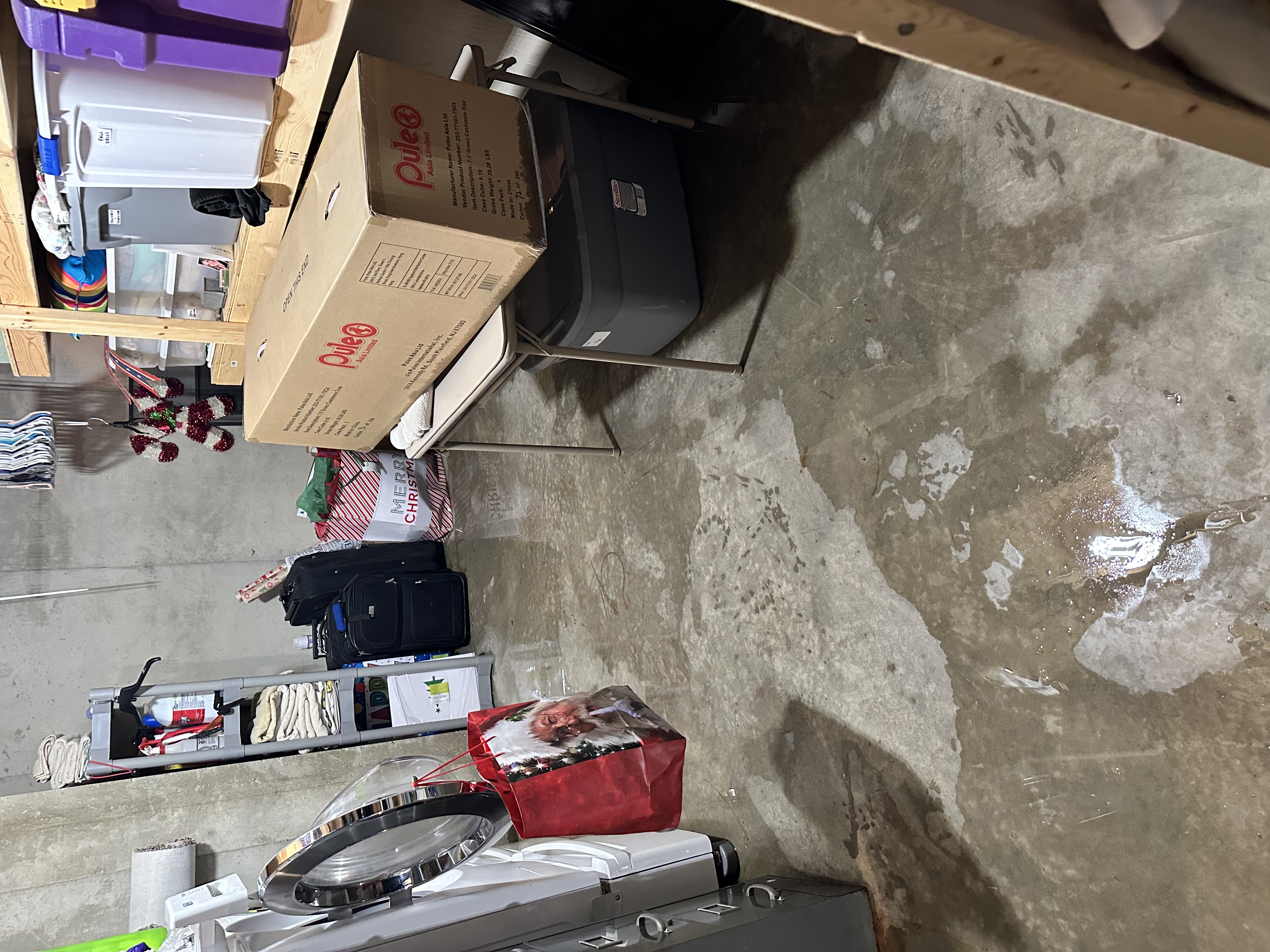 Commercial basement flooding in Hanover